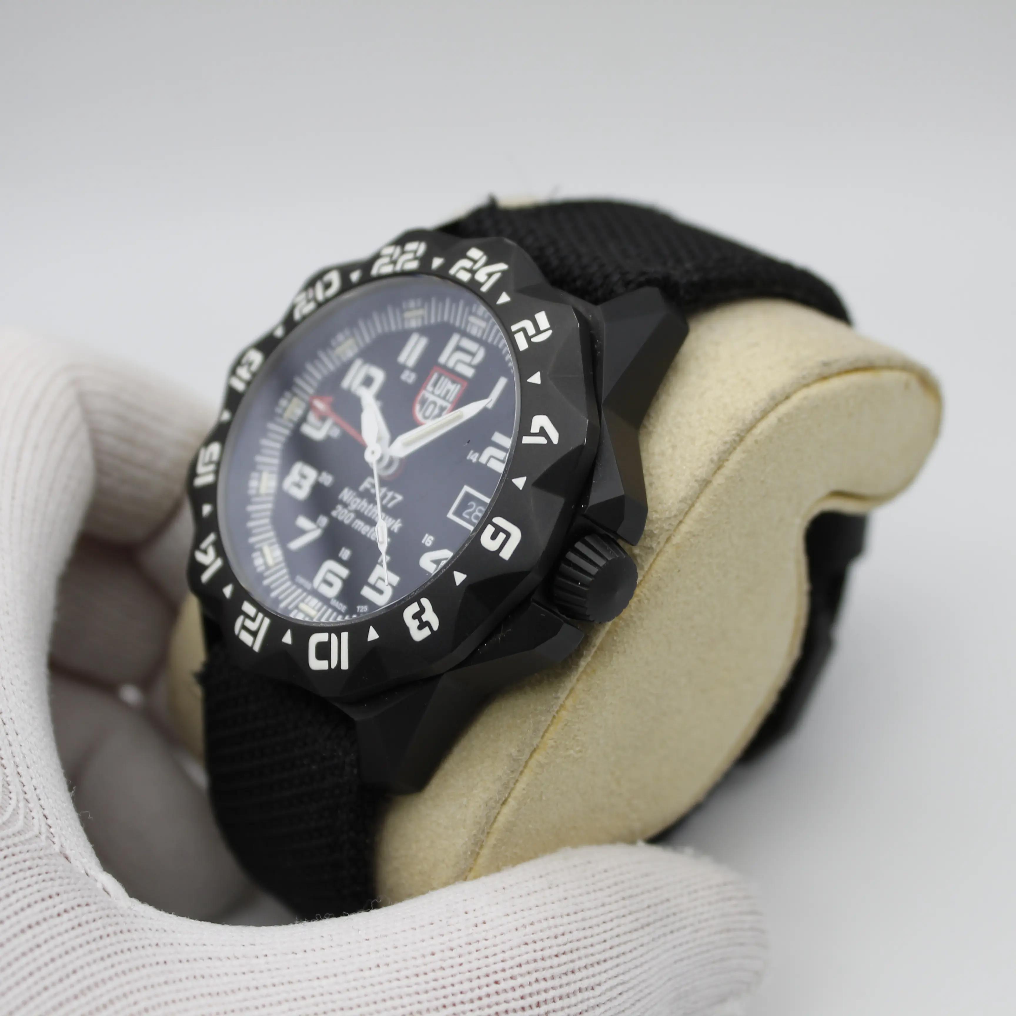 LUMINOX F-117 Nighthawk 6422ルミノックス6420 F-117 Nighthawk™ - 6420 Series | Luminox Watches