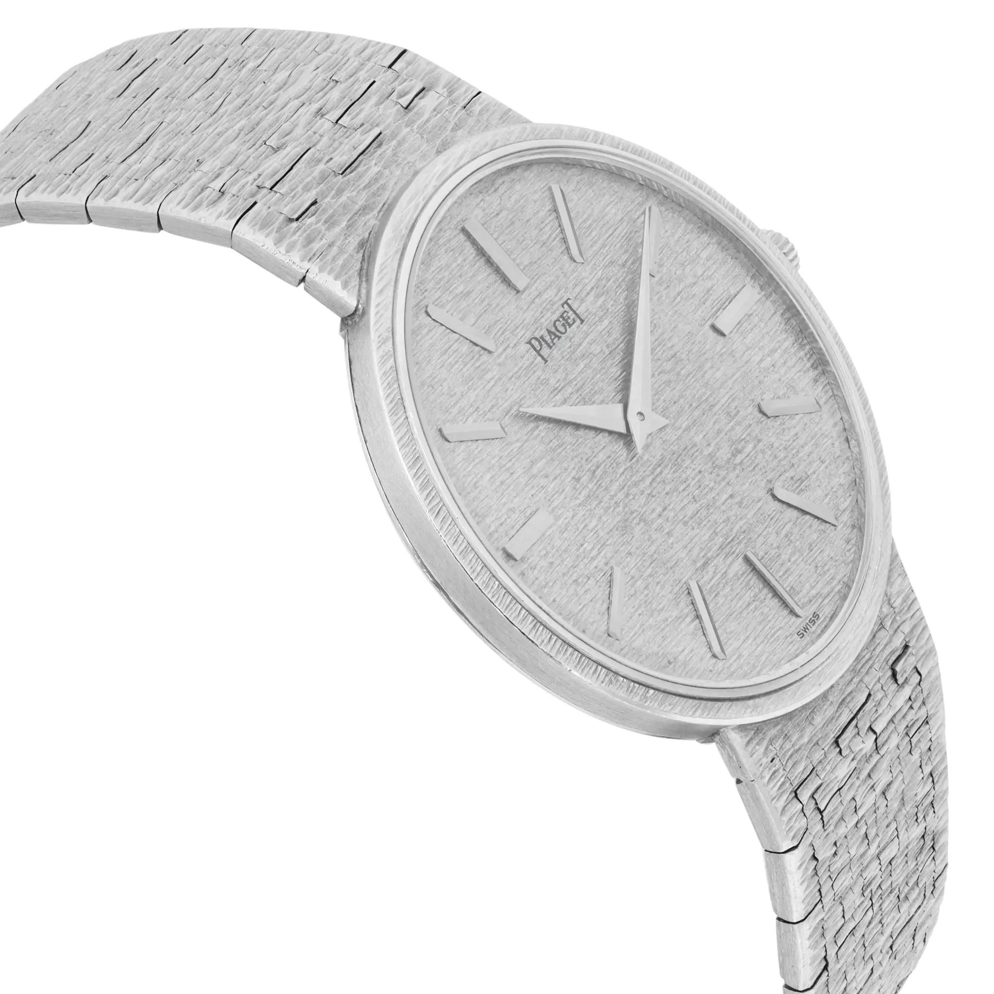 View Of Opposite Crown Facing Side Of Piaget 9643 A6 White Gold Watch Pre Owned Condition
