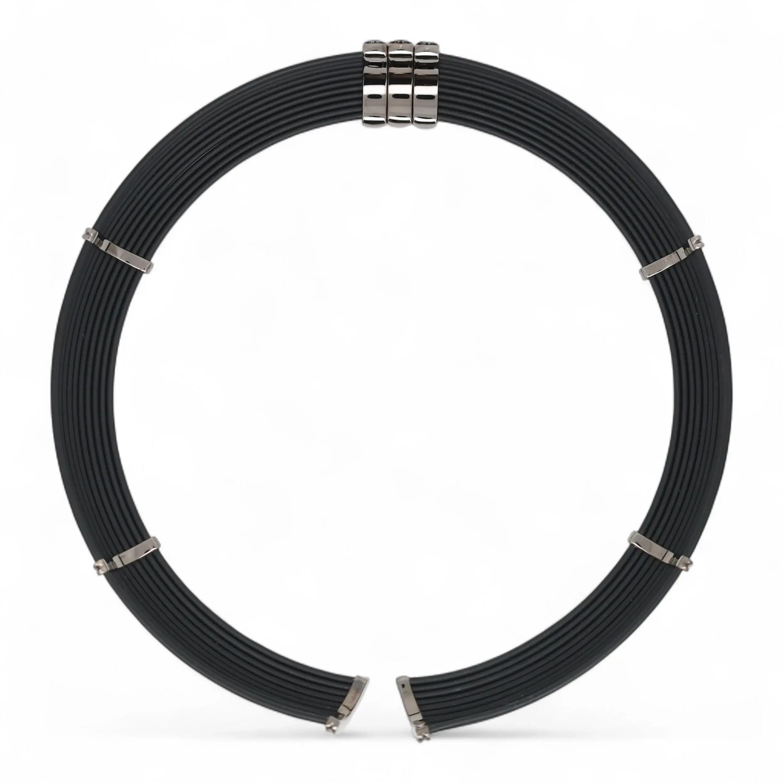 2nd image of Roberto Coin 046568 Necklace with Diamonds, PreOwned condition